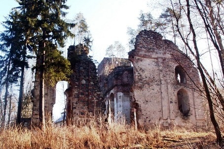 Romantické zříceniny ve Světcích u Tachova.