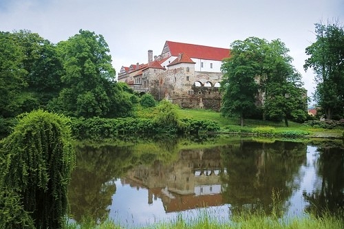 Zámecký park, původně renesanční zahrada.