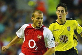 Ljunberg v dresu Arsenalu.