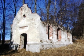 Kaple sv. Michala ve Starém Špičáku.