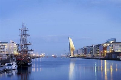 U2 Tower měla stát na břehu řeky Liffey.