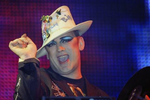 Britský dýdžej Boy George. 