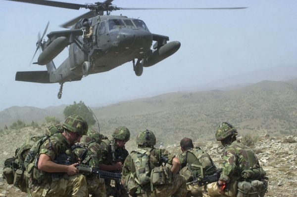 Útočili Američané z Afghánistánu nebo někdo jiný?