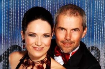 Moderátoři StarDance - Tereza Kostková a Marek Eben
