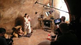 Jan Saudek fotil i svou těhotnou dceru, u kter&eacute; v současn&eacute; době bydl&iacute;.