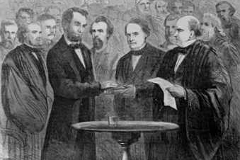 Abraham Lincoln skládá prezidentský slib.