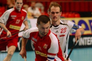 Daniel Folta (v červeném)