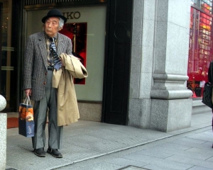 Dr&aacute;ha zločinu probl&eacute;my st&aacute;rnouc&iacute; populace v Japonsku probl&eacute;m neře&scaron;&iacute;.