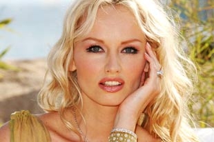 Adriana Sklenaříková