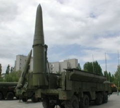 Mobiln&iacute; raketov&yacute; syst&eacute;m Iskander.