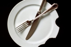 Francie díky nižší DPH v restauracích přišla asi o 2,5 miliardy eur. Francie díky nižší DPH v restauracích přišla asi o 2,5 miliardy eur.