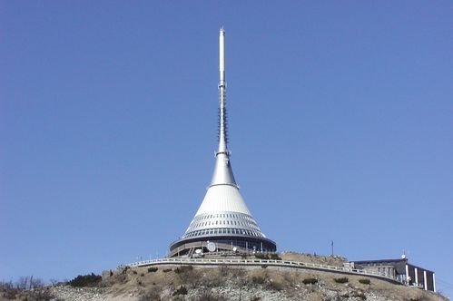 Ještěd je oblíbeným turistickým cílem.