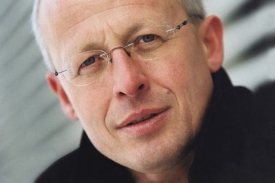 Milan &Scaron;&iacute;ma.