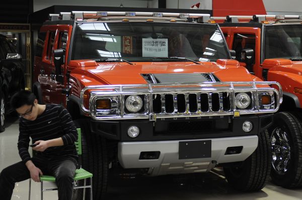 Ve velkých problémech se ocitl v USA automobilový průmysl.