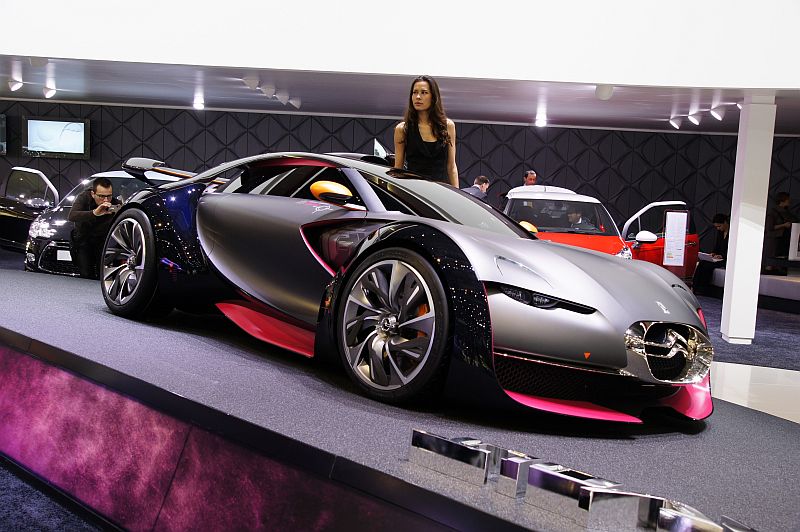 Koncept Citroën Survolt pohání výhradně elektřina.