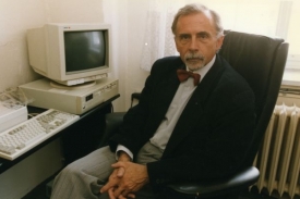 "Řada zajímavých skutečností by vyšla najevo," říká Stanislav Křeček. 