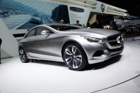 Mercedes F800 Style.