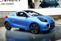 Renault Wind.