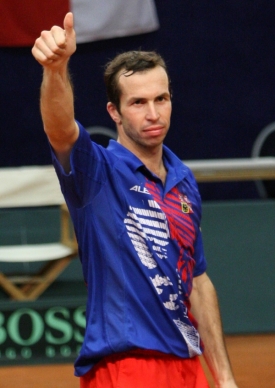 Radek Štěpánek opět potvrdil, že v Davis Cupu jeho výkony rostou.