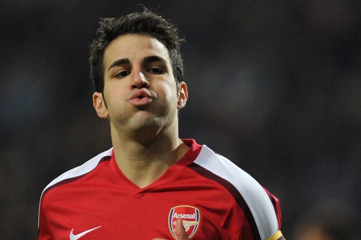 Arsenal se musí v odvetě obejít bez kapitána Fábregase.