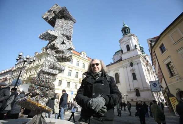 Jiří David a jeho revoluční klíčová socha.