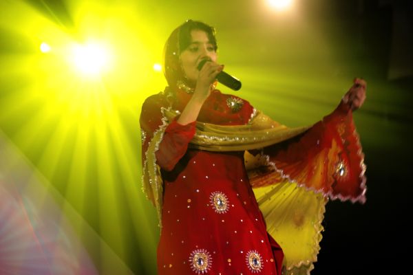 Afghánská superstar.