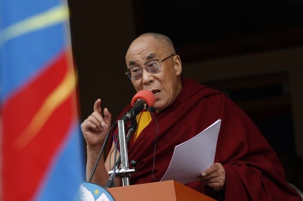 Dalajlama obvinil Čínu, že se v Tibetu snaží &quot;vyhladit&quot; buddhismus.