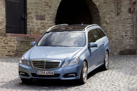 Mercedes E dává víc smyslu s naftovými motory, jako je 250 CDI.