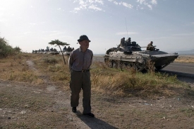 Ru&scaron;t&iacute; voj&aacute;ci m&iacute;jej&iacute; gruz&iacute;nsk&eacute;ho civilistu, srpen 2008.