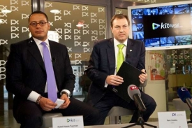 Výkonný ředitel KIT digtal Kaleil Isaza Tuzman (vlevo).