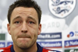 John Terry řeší často nefotbalové problémy.