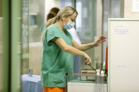 Sněmovna pustila zákon o nelékařských profesích do 3. čtení.