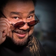 George Duke je nejen výborný klávesista, ale i vyhledávaný producent.