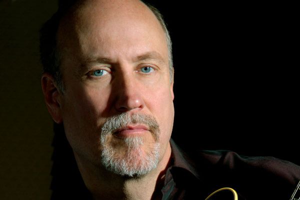 Hvězdou JazzfestBrno bude John Scofield.