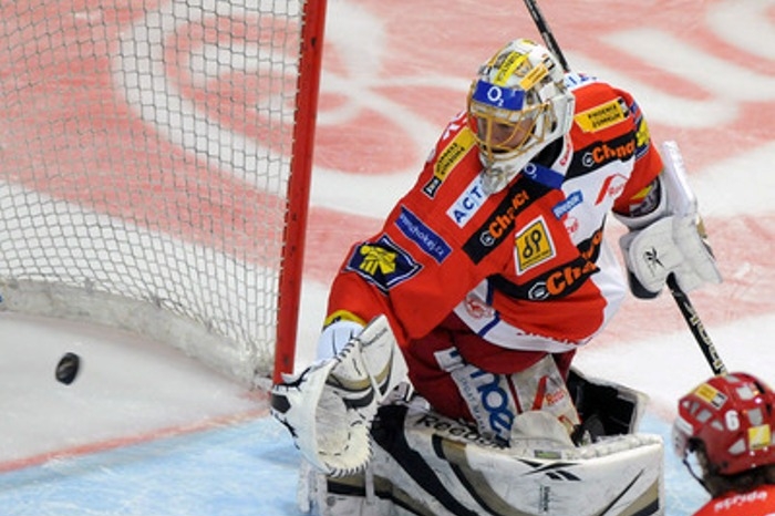 Brankář Robert Slipčenko vychytal Slavii nájezdy.