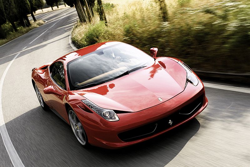 Ferrari 458 Italia si zahraje ve třetím dílu série Transformers.