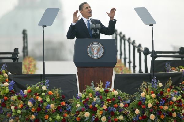 Obama mluvil v Praze o jaderných zbraních 5. dubna 2009. Obama mluvil v Praze o jaderných zbraních 5. dubna 2009.