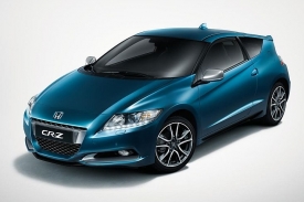 Honda CR-Z dokáže akcelerovat na stovku za 9,9 sekundy.