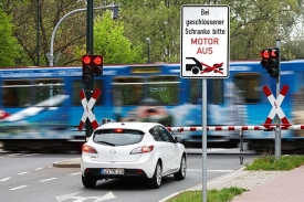 Systém stop-start vypíná motor, když vyřadíte rychlost a auto zastaví.