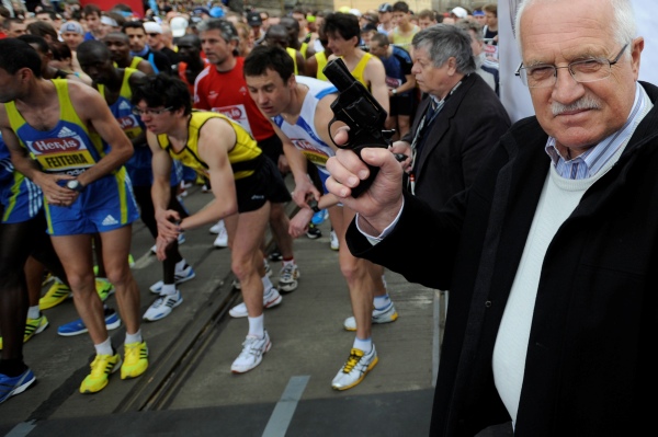 Pražský půlmaraton odstartoval prezident ČR Václav Klaus.