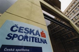 Česká spořitelna zvažuje stěhování až dvou desítek poboček.