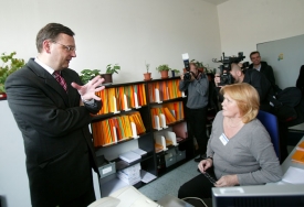 Nečas vyrazil na lov volebních hlasů na Zlínsko.