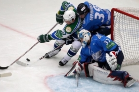 Bude se KHL hr&aacute;t př&iacute;&scaron;t&iacute; sezonu i v Česku?
