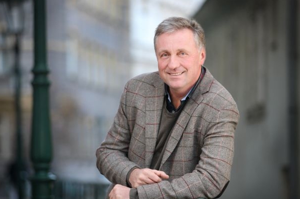 ODS vyplatí svému předsedovi 400 tisíc korun.