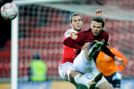 Obrana Slavie fungovala, Spartu do &scaron;anc&iacute; nepou&scaron;těla.