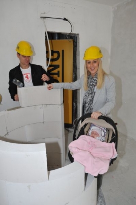 Ve svém domě budou mít novinku - kulatý sprchový kout.