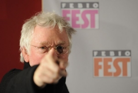 Britský režisér Hugh Hudson převzal čestnou cenu.