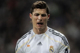 Cristiano Ronaldo plačící.