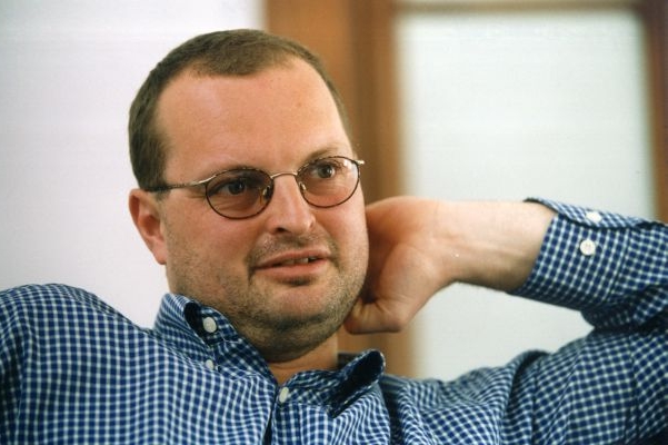 Začátky Vítkova podnikání jsou spjaty s převzetím družstva Včela.