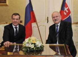 Gašparovič a Medveděv.